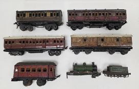 Märklin railway to include G.N.R No.2876 Full Brake Coach, passanger coach, No.2875 passenger coach,