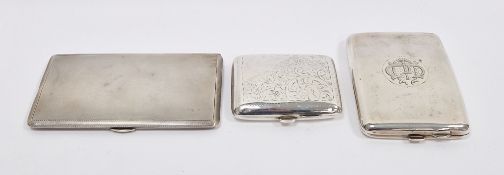 George V silver cigarette case of rectangular form, engine turned, hallmarked Birmingham 1921 by
