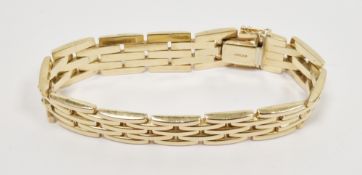 Italian gold gate-link bracelet with polished links, marked 14K, 34.8g approx  Condition Report