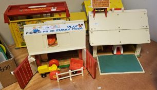 Quantity of Fisher Price play sets and accessories to include Childrens Hospital, Family Farm,