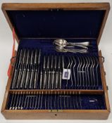 Late 19th / early 20th century oak canteen of cutlery cabinet, containing matched silver plated