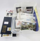 World stamps: Mint & used thematic accumulation of 1000s with strong bird bias plus numerous other
