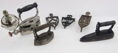 Coalbrookdale Iron Co Boyertown PA.USA iron with cast iron base and turned wooden removable