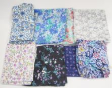Liberty and similar fabrics, remnants and pieces, all with their measurements (1 box)