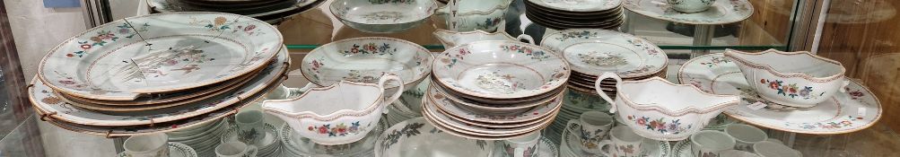 Chinese export porcelain famille rose part dinner service, Qianlong, 18th century, painted in gilt