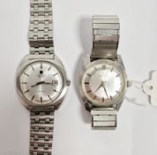 Gent's Tissot stainless steel Seastar bracelet watch, the circular silver dial with baton markers