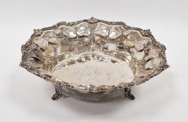 White metal bowl, marked 925, 23.3 and with circular mark, of shaped circular form, decorated with