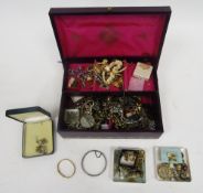 Quantity costume jewellery to include diamante necklace