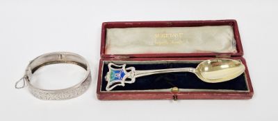 Art Nouveau silver and enamel golfing presentation spoon, Birmingham 1910, Vaughton & Sons, the