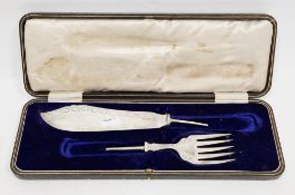 Cased set of Late Victorian/Edwardian silver fish servers, engraved with scrolls, Sheffield,