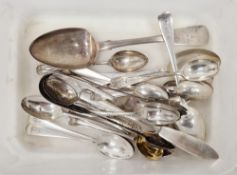 Pair of George III Irish silver fiddle pattern sugar tongs, possibly by James Brady, Dublin 1829 and