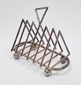 Early 20th century silver-plated six division toast rack, in the manner of Dr. Christopher