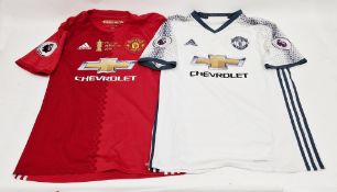 Manchester United 2016/17 home and third away shirt, size M (2)