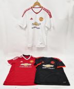 Manchester United 2015/16 season home, away and third away shirts, size M (3)