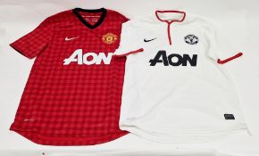 Manchester United 2012/13 season home and away shirts, size M (2)