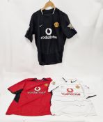 Manchester United 2003/04 season home, away and third away shirts, size M (3)