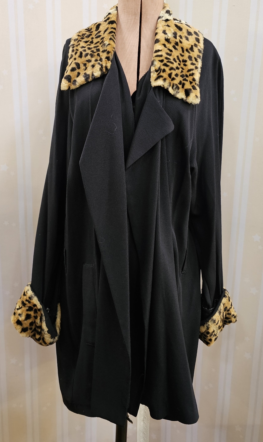 Vintage crepe coat labelled Carling with faux-leopardskin collar and cuffs, a Leana lady's coat