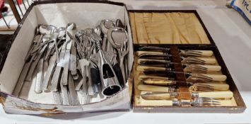 Quantity of Viners stainless steel cutlery (1 box)