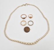 Small collection of jewellery including a 9ct yellow old signet ring engraved with initials, size K,