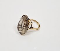 9ct yellow gold and smoky quartz dress ring, hallmarked Sheffield, 375, 1989, 9 grams gross