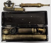 Early 20th century brass level and clinometer by G Baker of London, no. 9611, 13cm long and a 19th