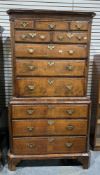 Early 18th century walnutwood tallboy having cavetto cornice, five short and three long drawers to