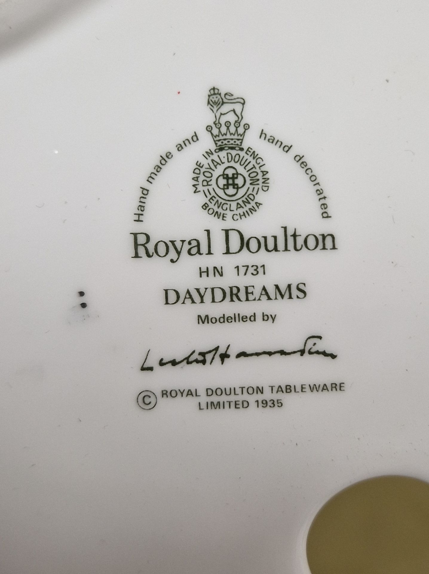 Collection of Royal Doulton bone china figures of ladies including 'Daydreams' HN1731, 'Laura' - Image 2 of 5
