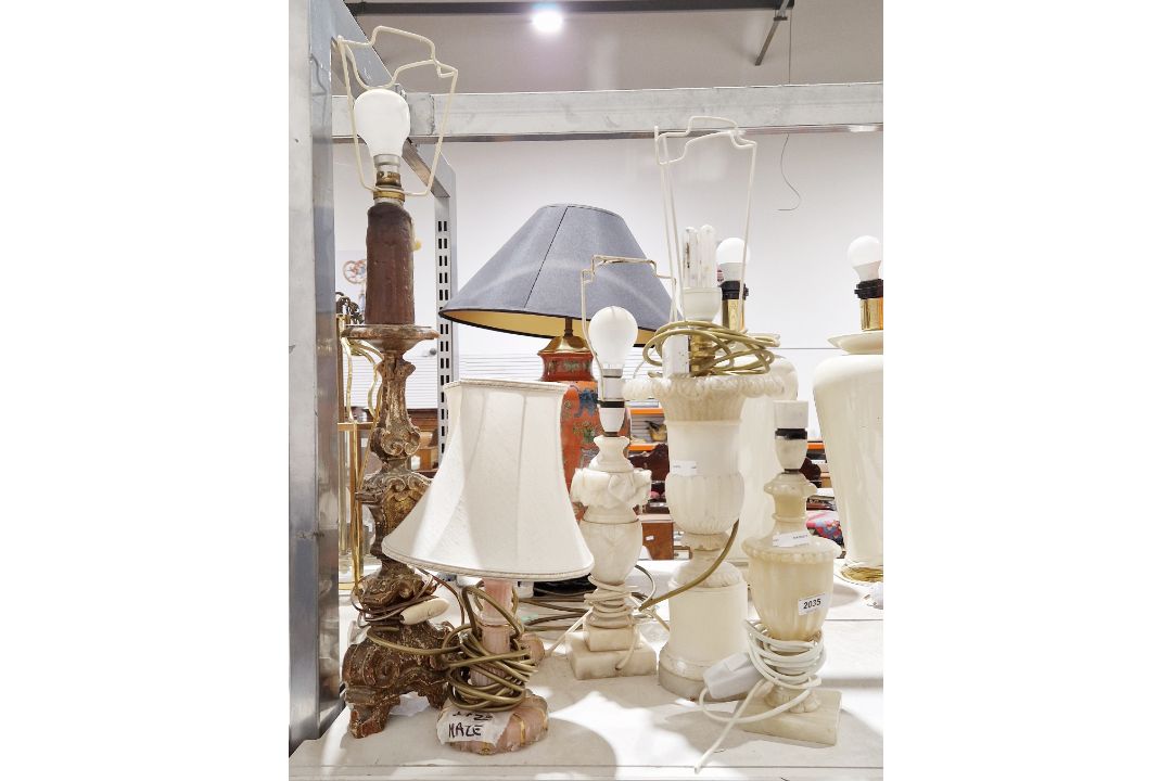 Giltwood rococo-style table lamp, 53cm high, a pair of Murano-style pink glass table lamps and three