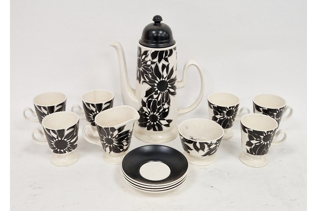 Cartlon Ware black and white sunflower pattern part coffee-service, printed yellow marks, - Image 1 of 2