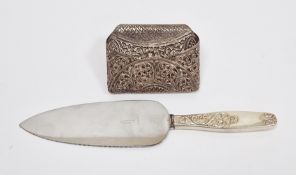 Norwegian silver-handled cake slice designed by Brodrene Lohne, stamped 830 S, 25cm long, together