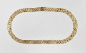 9ct gold bark-finish panelled collarette necklace, 41.5g approx. Good condition. No kinks or