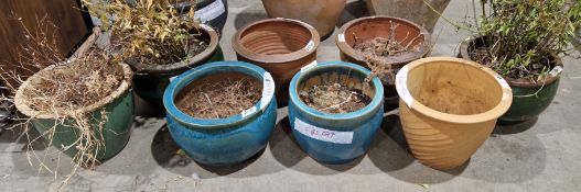 Eight garden planters of a similar size, variously glazed or not, largest 38 x 31cm (8)