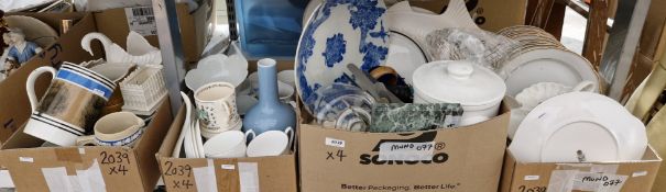 Collection of mainly ceramic items, including Paragon Anthea teaware, a mocha large tankard (a/f),