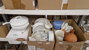 Mixed lot of ceramics and collectable items including a white ceramic soup tureen and ladle, a boxed