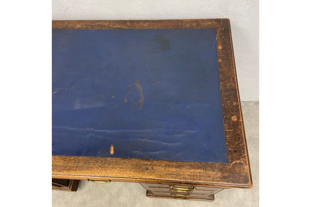 A C.1900 oak twin pedestal desk in three sections with blue leather lined top over an arrangement of - Image 5 of 6