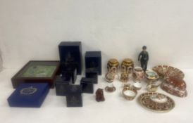 A mixed lot of vintage Royal Crown Derby Imari pattern and other porcelain.