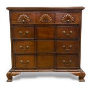A 20th century Kittinger Presidential Collection mahogany chest of four long drawers with shell