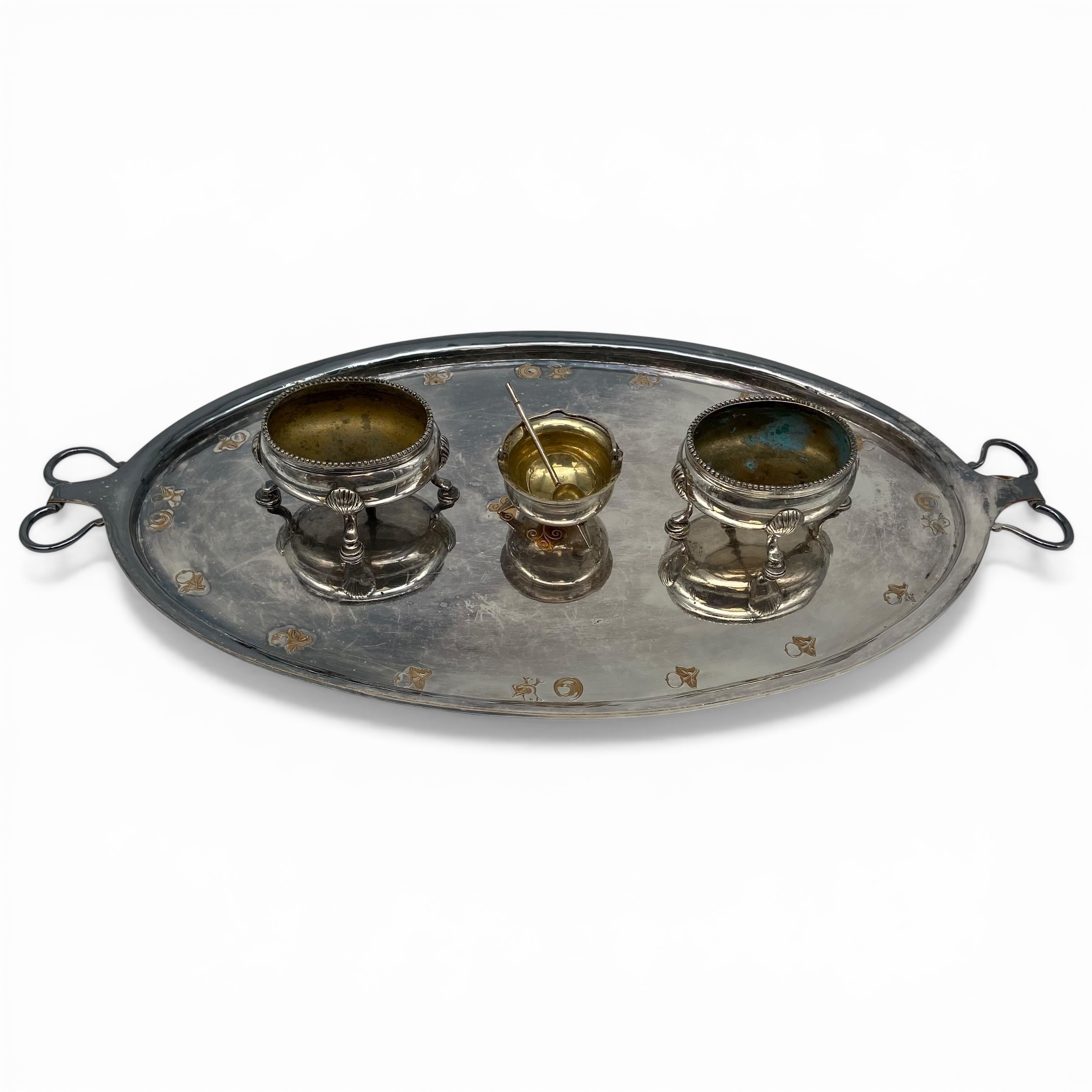 A mixed collection of silver plate to include a Walker & Hall reeded tea and coffee service together - Image 8 of 20