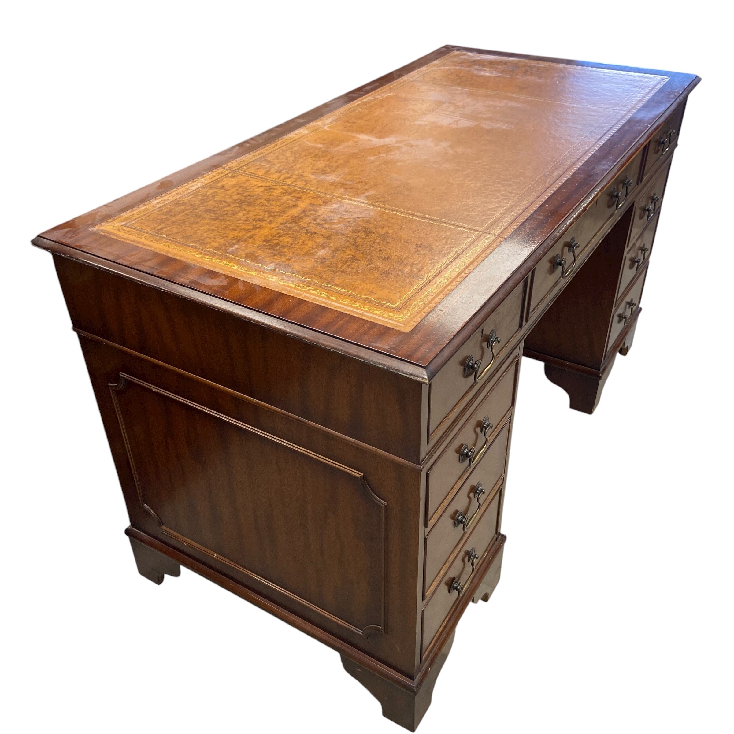 An mid 20th century Georgian style mahogany twin pedestal desk with gilt and tooled tan leather - Image 4 of 4