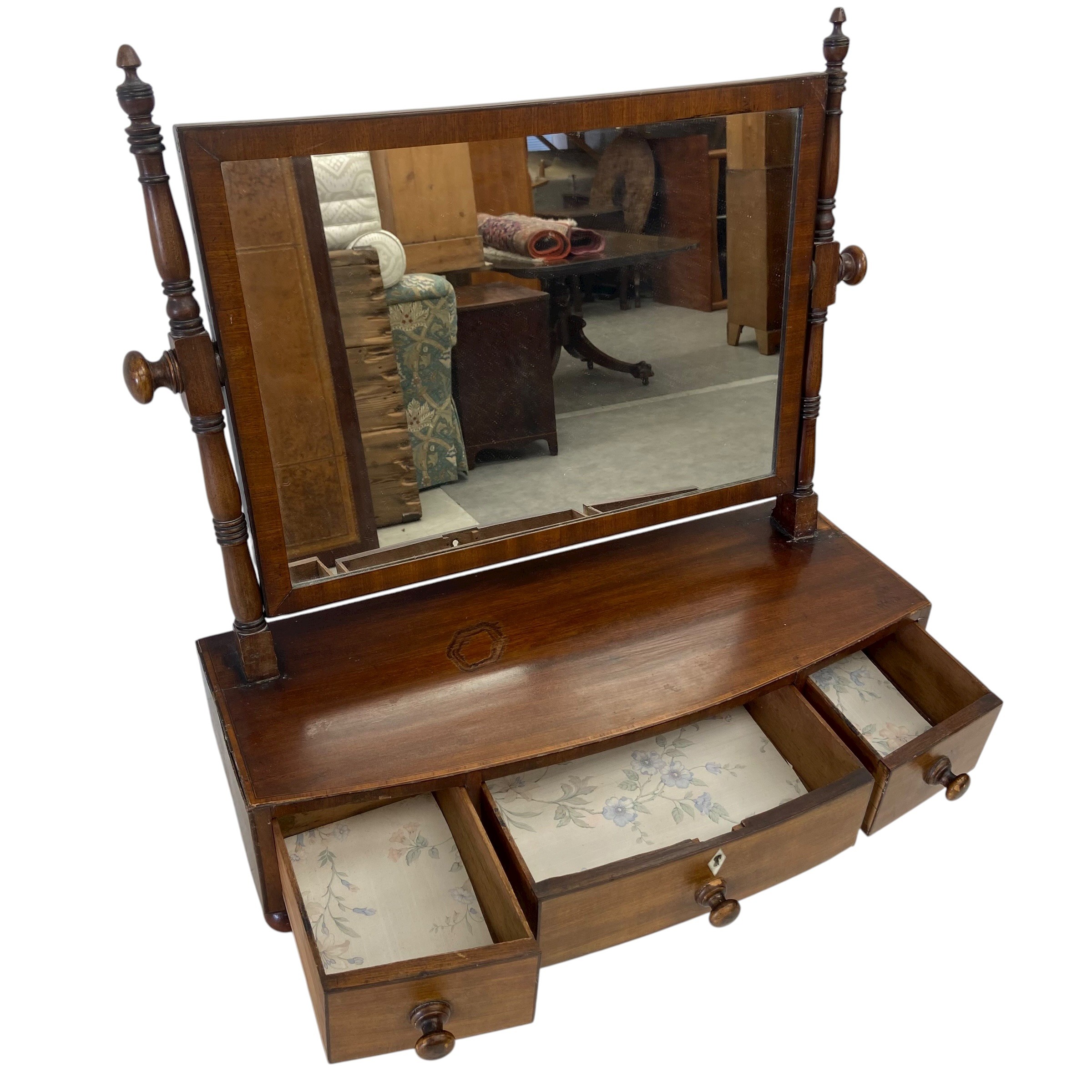 A 19th century mahogany toilet swing mirror with square plate in a crossbanded frame over three - Image 2 of 5