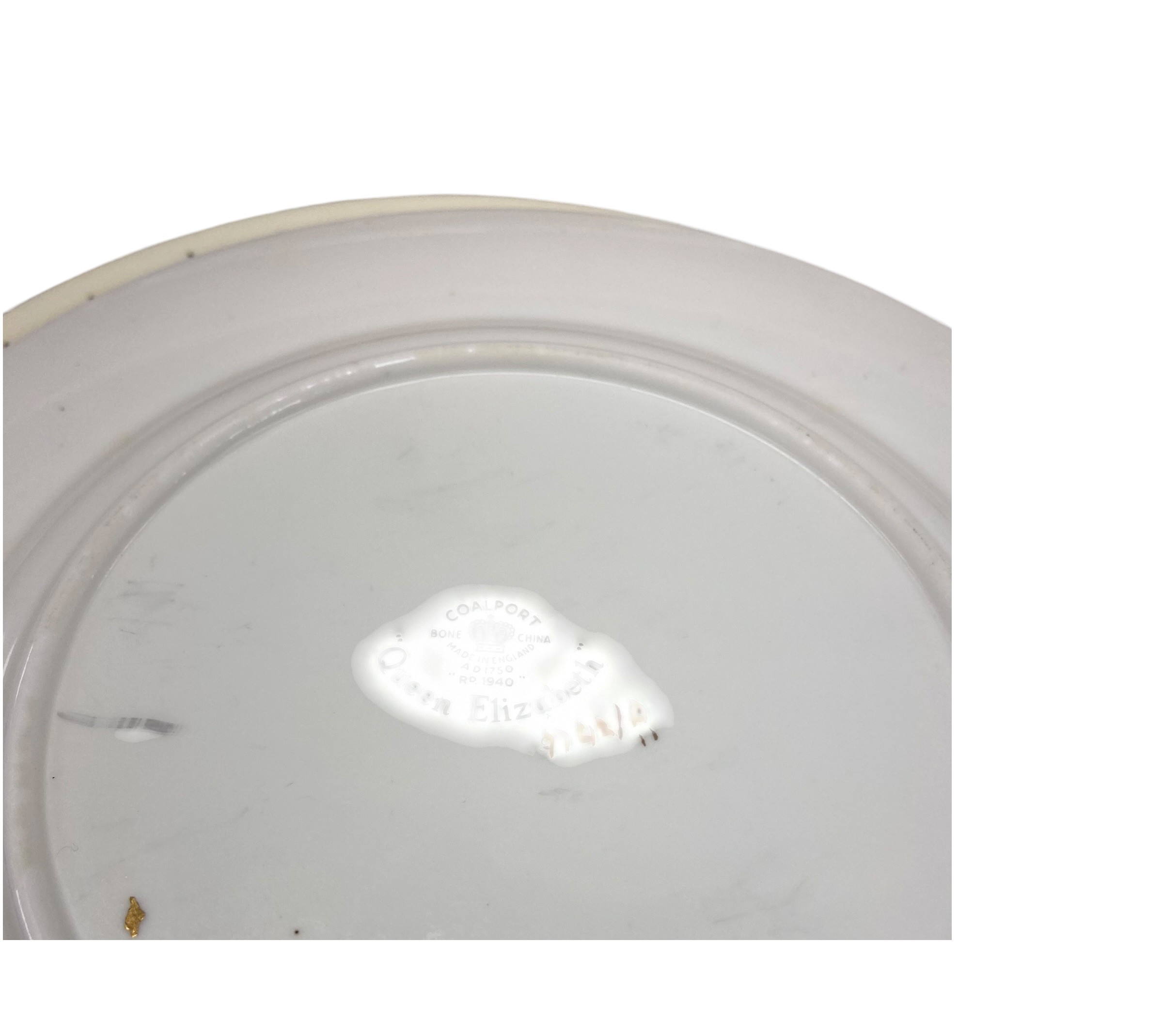A Coalport 'Queen Elizabeth' pattern part dinner service, 16 dinner plates, 18 dessert, 2 tea - Image 4 of 4
