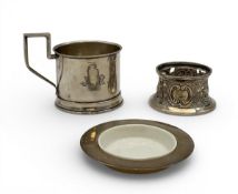 A silver hallmarked christening cup, an Aspreys dish etc. Silver weight: 138g