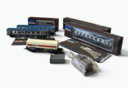 A collection of Lima 0 Scale model train pieces to include; two SNCF passenger coaches, 20 ton