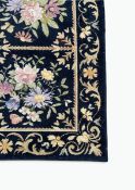 A hand woven Axmister carpet in the French Jacquard weave style, 100pct wool. H.274 x W.358cm