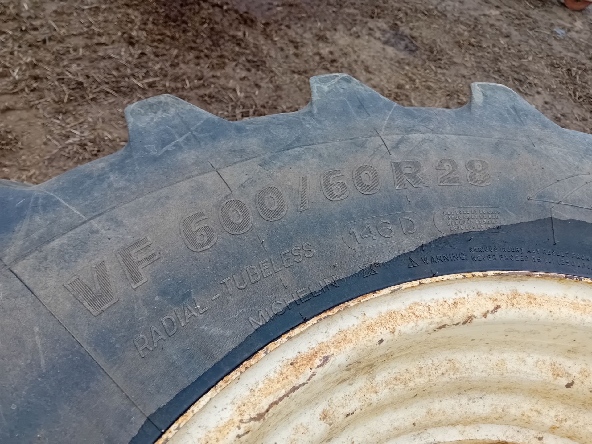 Michelin VF600/60 R28 radial tubeless tyres and wheels 8stud - 70%