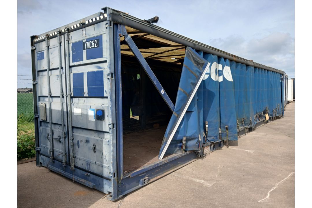 Curtain side container 44.6 x 8ft x 8.6h - Image 1 of 5