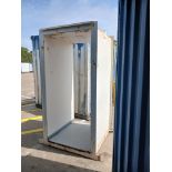 Small linking unit 3.8 x 3.8ft x 7.6h