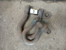 2 x Industrial shackles