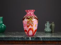 A MURANO STYLE ART GLASS BALUSTER VASE