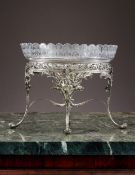 ELKINGTON & CO.: A FINE 19TH CENTURY CUT GLASS BOWL ON STAND